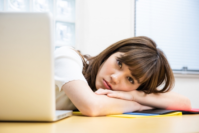 玄関からベッドが見えてしまう狭い間取りの対策 誰でも簡単に風水で幸せになる方法